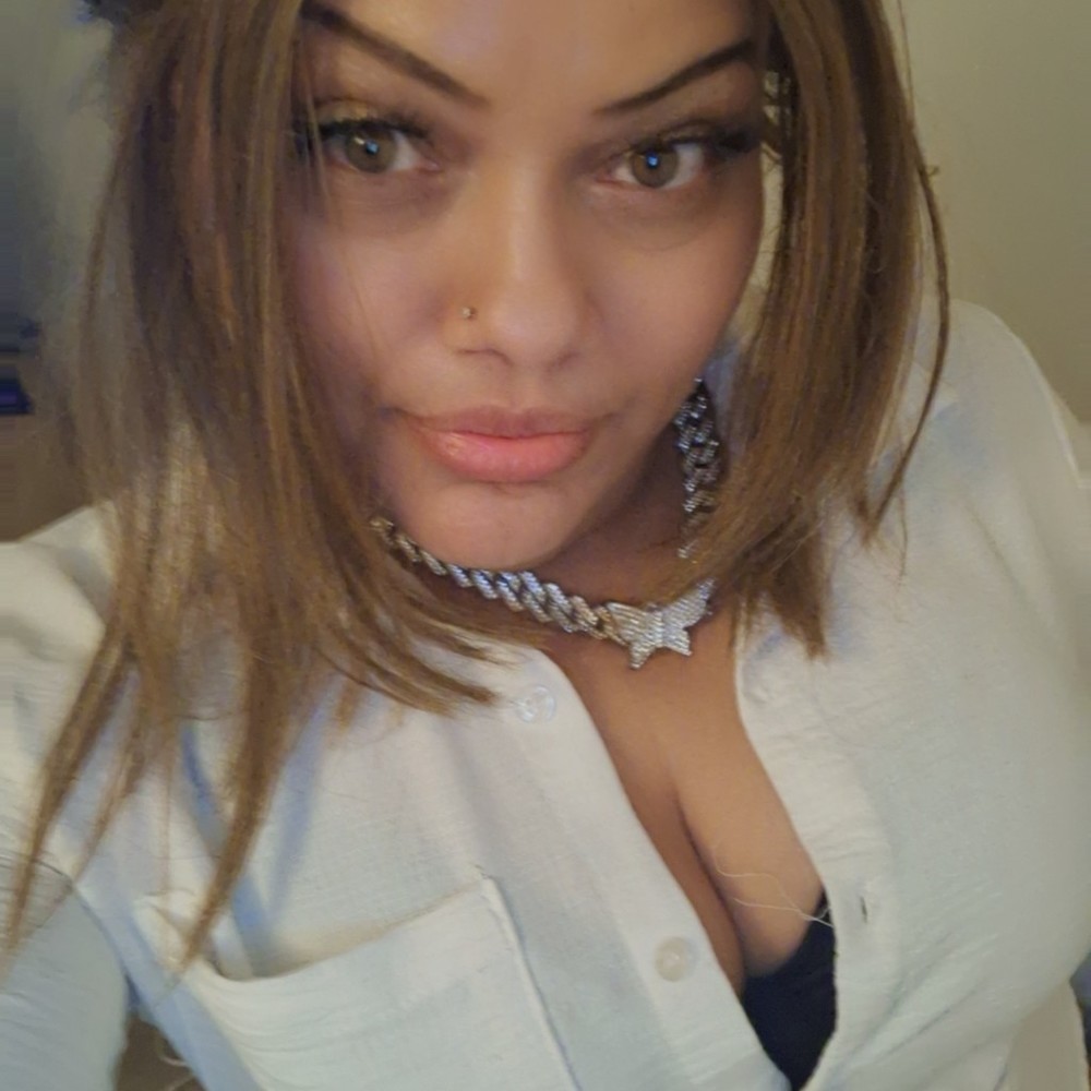Meet your Posher, Gina